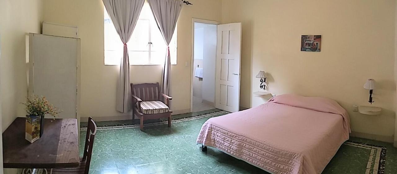 Hotel Suites Córdoba エクステリア 写真