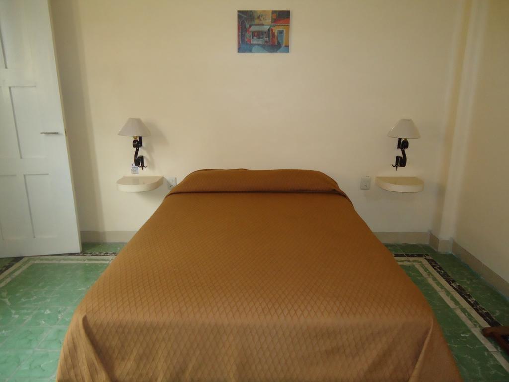 Hotel Suites Córdoba エクステリア 写真